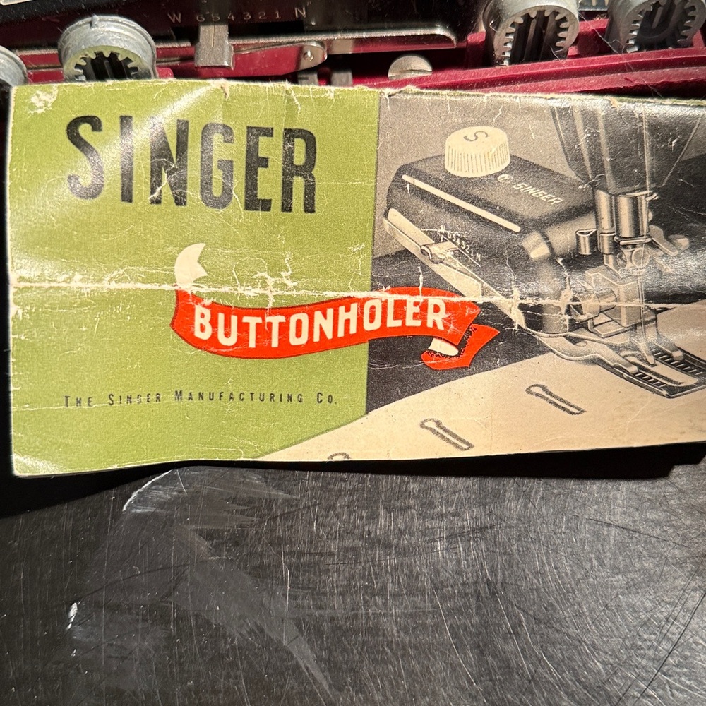 Vintage Singer Buttonholer with Red Case - Picture 4 of 5